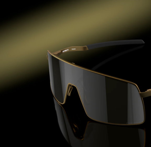Oakley Sutro TI Patrick Mahomes II Collection - Prizm Black Lenses - Matte Gold Frame
